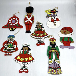 Flat Wood Hand Painted Christmas Ornaments LOT of‎ 8 Vintage